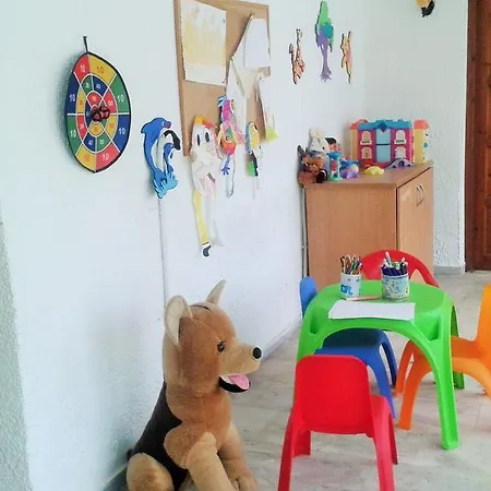 Petrinos Milos Casa vacanze *